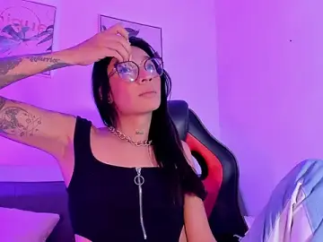 Stripchat Best live sex cam show of Maddie_Ray
