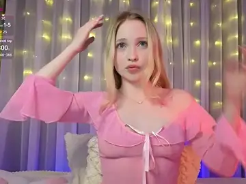 Stripchat Sex Cam of Luni_Lu