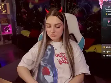 Stripchat Sex Cam of kaisajenner