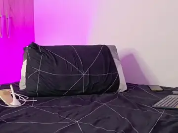 Stripchat Free Live Porn of isahilton1