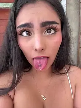 Stripchat Free Porn Cam of Maddy_Rouse_