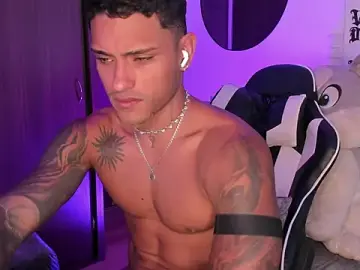 Stripchat Best live sex cam show of Alessandro_Vanni