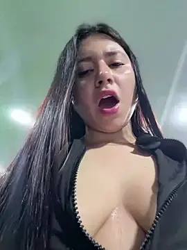 Stripchat Free Live Porn of VAL_PRINCESS