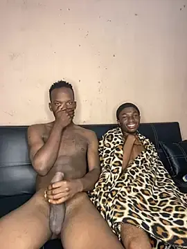 Stripchat Free Porn Cam of RAWFREAKYVERSE