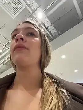 Stripchat Live Sex of SashaCatt