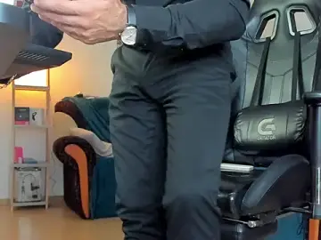 Stripchat Sex Cam of marioslim