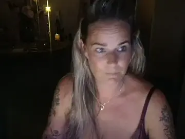 Stripchat Live Porn of xMystiqueMavenx