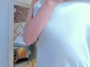 Stripchat Sex Cam of lucy_davies