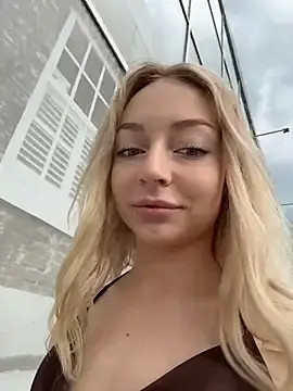 Stripchat Free Porn Cam of melissa_grr