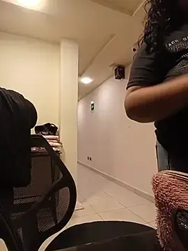 Stripchat Live Sex Cam of KITY_HILL