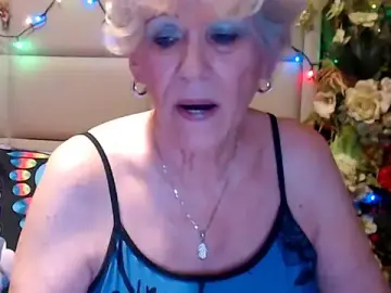 Stripchat Live Sex of HappyWomanOn