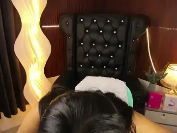 Stripchat Free Porn Cam of Naya_Hilton