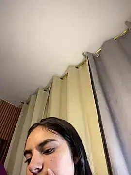 Stripchat Sex Cam of scarleth_zin
