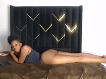 Stripchat Live Sex Cam of EbonyPoisonCunt