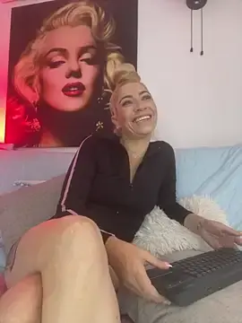Stripchat Nude Webcam of viktoria_davis_