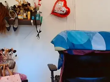 Stripchat Sex Cam of xTALLSEXYBUMx