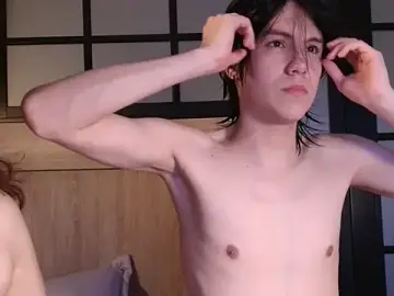 Stripchat Adult Webcam of Daphne_and_Roger_