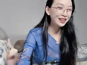 Stripchat Sex Cam of Lili-2
