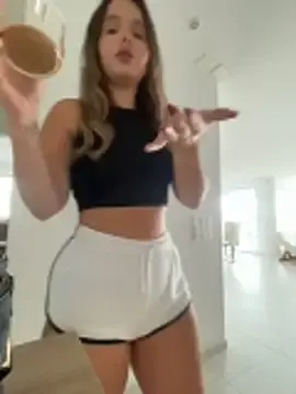 Stripchat Sex Cam of TheCinderella