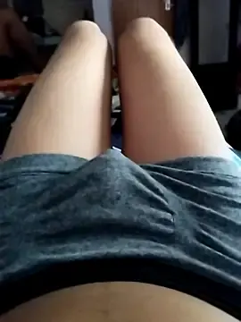 Stripchat Sex Cam of yummy-cock