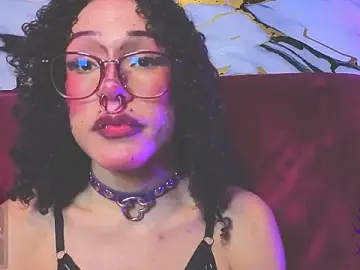 Stripchat Adult Webcam of dark_nina__
