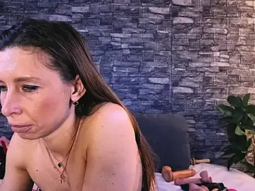 Stripchat Free Porn Cam of JennyPisik