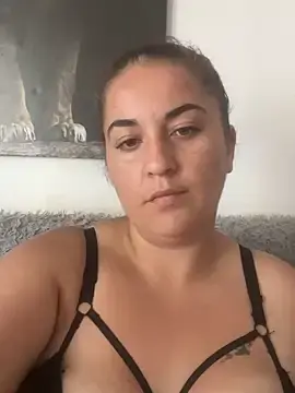 Stripchat Adult Webcams of yzabell18