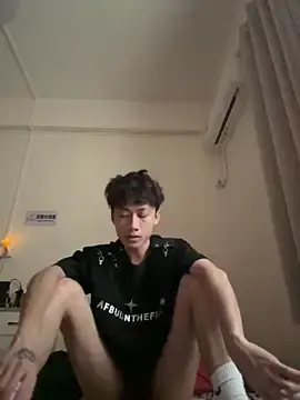 Stripchat Live Sex Cam of sexyboy-3525