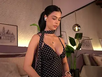 Stripchat Nude Webcam of ElleDiane