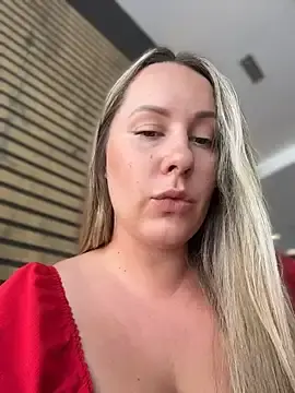 Stripchat Watch Live Sex Cams of Mona_Plus