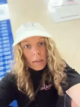 Stripchat Live Sex of RinaMood