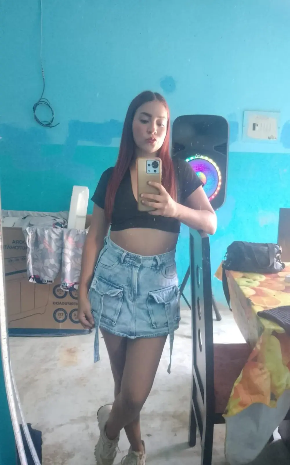 Skinny_skarlet