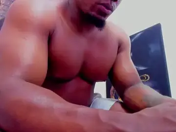 Stripchat Nude Webcam of tommike