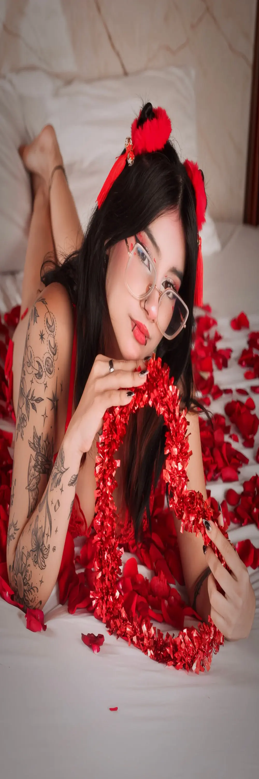 Lucy_boobss