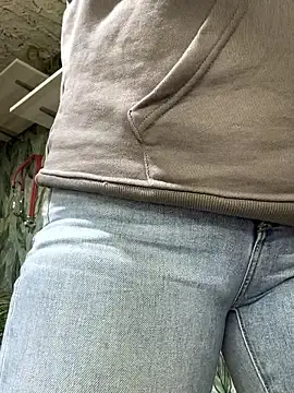 Stripchat Live Sex Cam of Sweet__Nurse1
