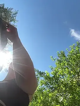 Stripchat Free Porn Cam of AlishaOfThorns
