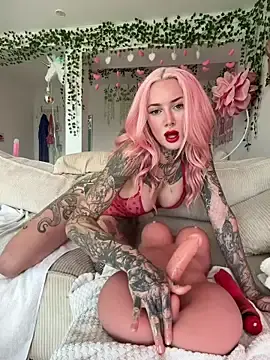 Stripchat Sex Chat of Stella-Kink