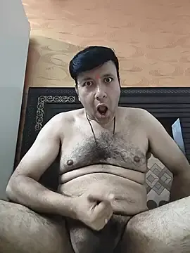 Stripchat Sex Chat of 13hornyy