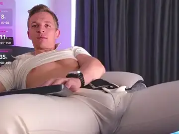 Stripchat Best Webcam of S3Xyes