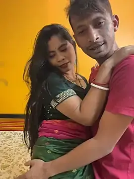 Stripchat Live Sex Cam of RedQQueen