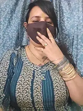 Stripchat Sex Cam of cute-tanvi