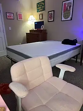 Stripchat Live Sex Cam of prettyprofessorpeach