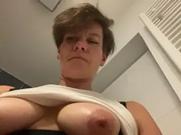 Stripchat Live Porn of DtPORNBITCH
