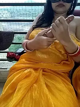 Stripchat Adult Webcam of kaamuk_shweta