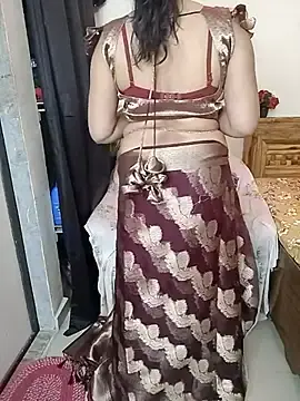 Stripchat Adult Webcam of kaamuk_shweta