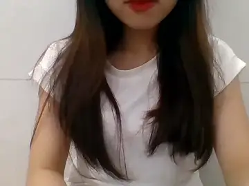 Stripchat Adult Webcam of kiraa-007