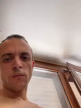 Stripchat Free Live Porn of mr_k222