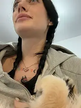 Stripchat Live Sex Cam of Melissa_crazy