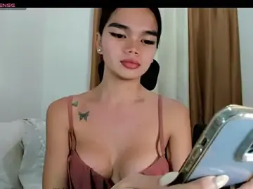 Stripchat Nude Webcam of kendall_petite18