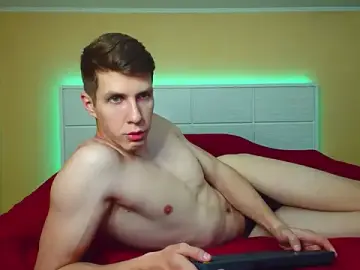 Stripchat Best Webcam of Chris_Brien